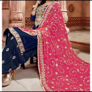 Chanderi silk patiala suit. Bust size 42/44.